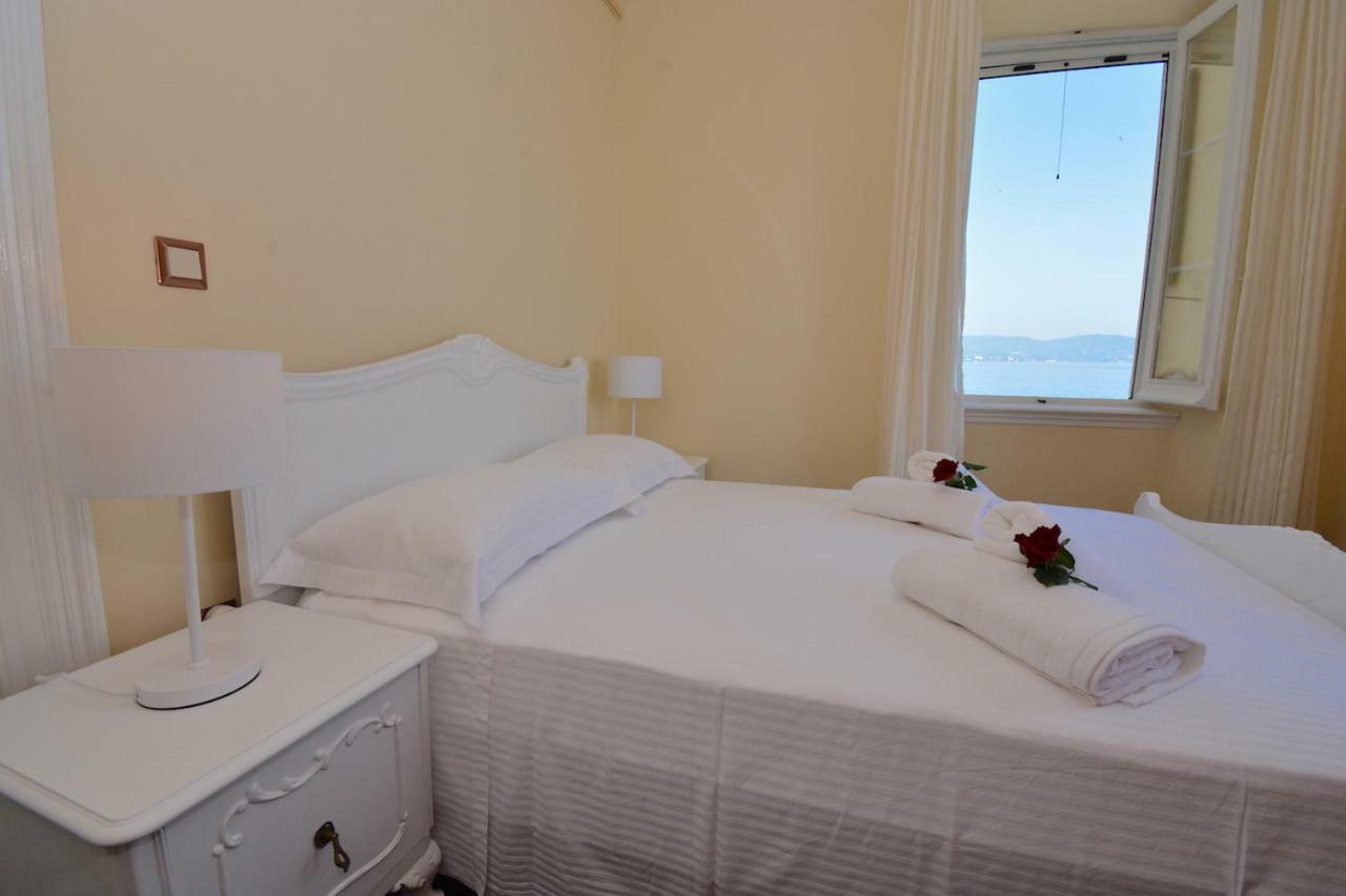 Angiolina Sea View Apartment Corfu  Exteriör bild